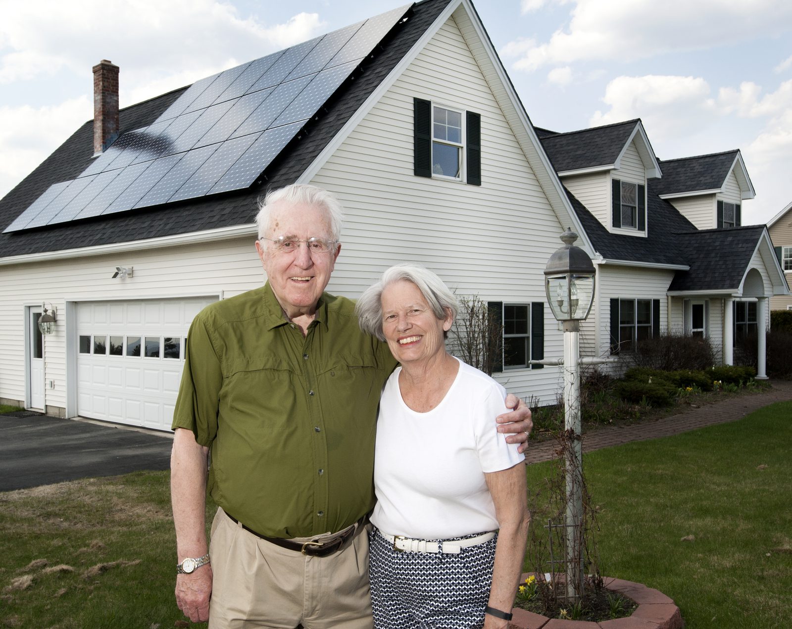 leasing or buying solar in vermont